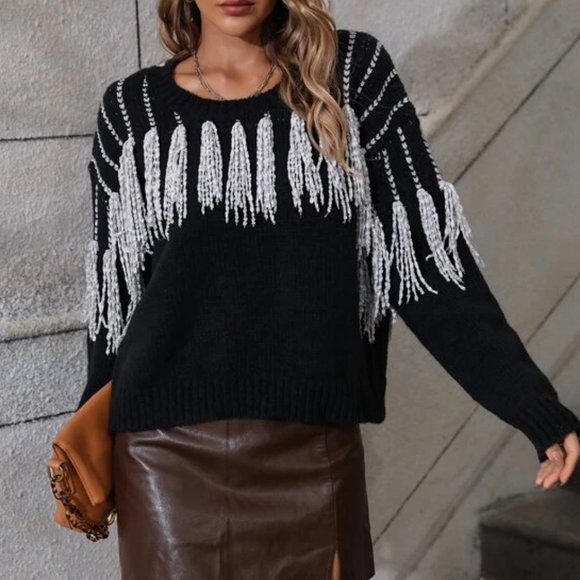 Fringe Detailed Knit Sweater top Black - Picture 6 of 6
